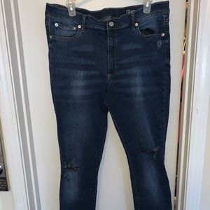 GAP distressed jeggings